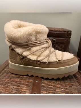 COUGAR “Verity” Genuine Shearling - Waterproof Cold Weather Boots